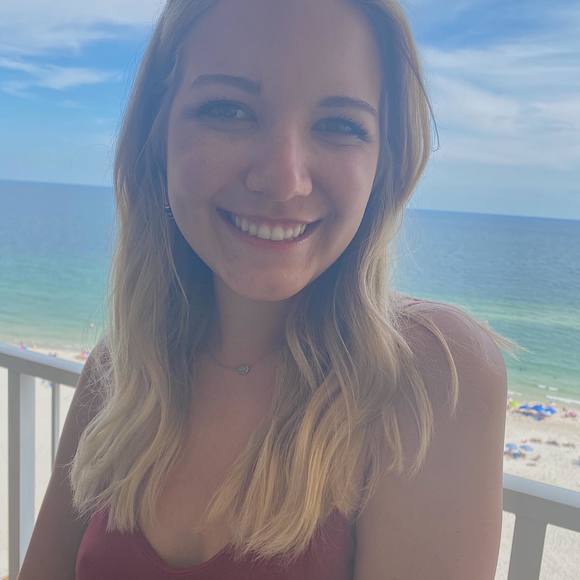 Meet your Posher, Alexandra - Picture 1 of 1